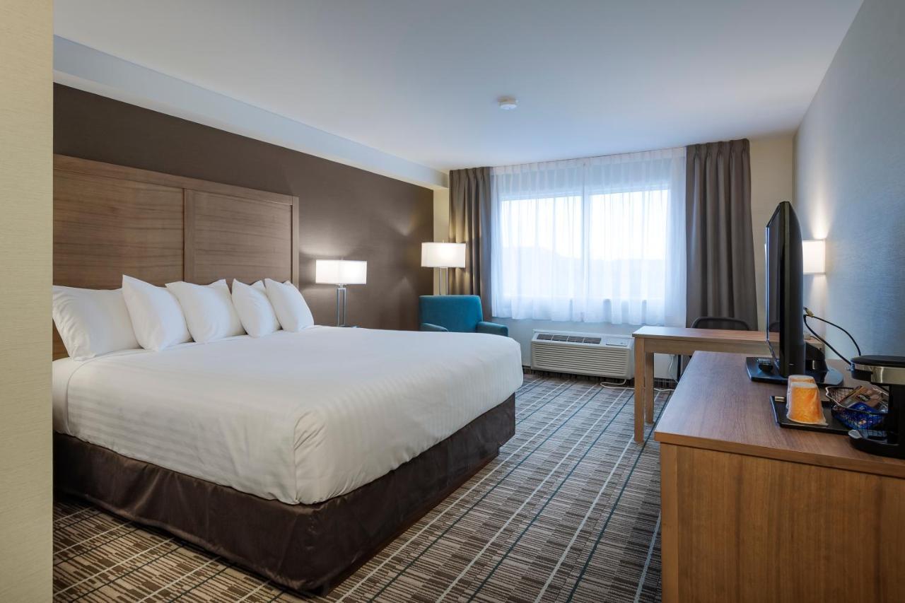 Quality Hotel Кларенвил Екстериор снимка