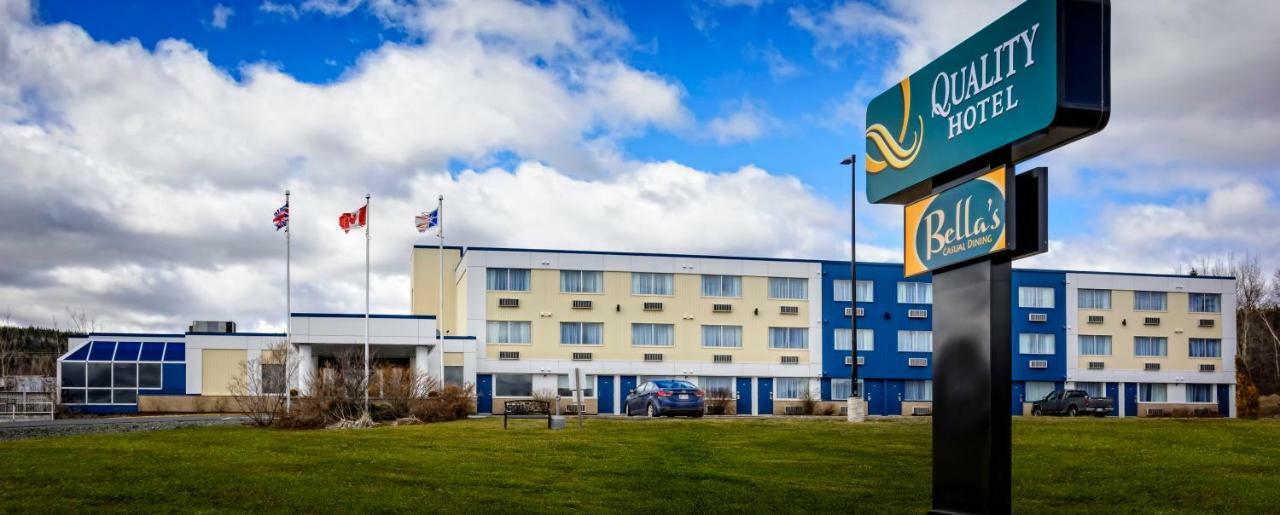 Quality Hotel Кларенвил Екстериор снимка